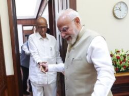 शरद पवार की पीएम मोदी से मुलाकात