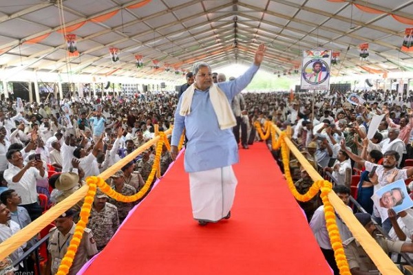कर्नाटक : सिद्धारमैया ने चुनावी राजनीति से लिया संन्यास, बोले- पूरी तरह भ्रष्ट हो चुकी है आज की राजनीति