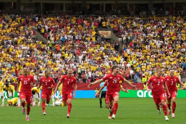 FIFA विश्व कप 2026 : स्विट्जरलैंड 72 वर्षों बाद अंतिम 8 में, कोलंबिया को पेनाल्टी शूटआउट में हरा पूरी की क्वार्टर फाइनल लाइनअप