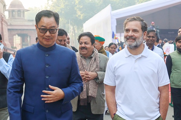 रिजिजू का राहुल गांधी पर निशाना, बोले- महिला आरक्षण विधेयक के समर्थन में नहीं होनी चाहिए दिक्कत