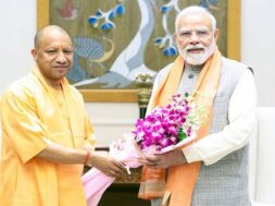 पीएम मोदी से सीएम योगी की भेंट
