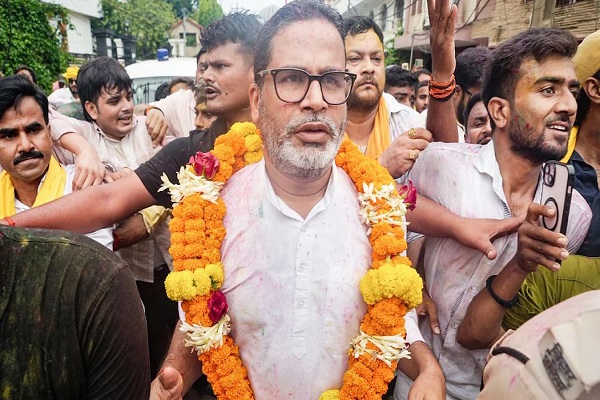 बांकीपुर में जीत के साथ प्रशांत किशोर का भाजपा पर हमला- ‘अपराधी को सीएम बनाएंगे तो तरक्की नहीं होगी’